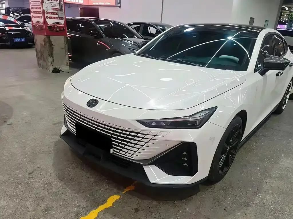 Changan UNI-V 2023 из CN, фото 1