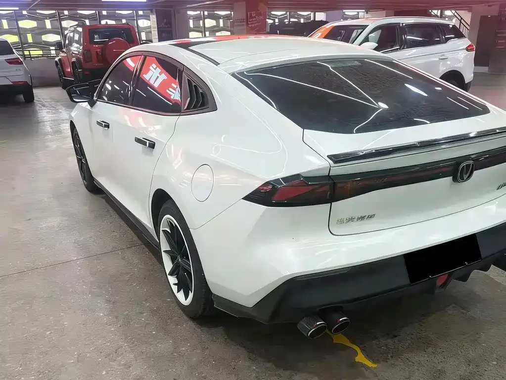 Changan UNI-V 2023 из CN, фото 8