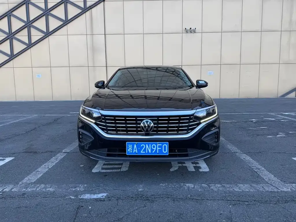 Volkswagen Passat 2022 из CN, фото 10