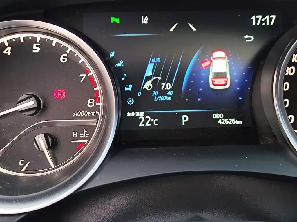 Toyota Camry 2023 из CN, фото 3