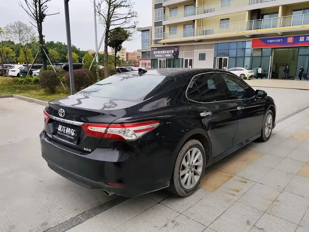 Toyota Camry 2023 из CN, фото 8