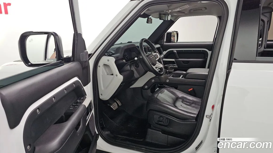 Land Rover Defender 2022 из KR, фото 7