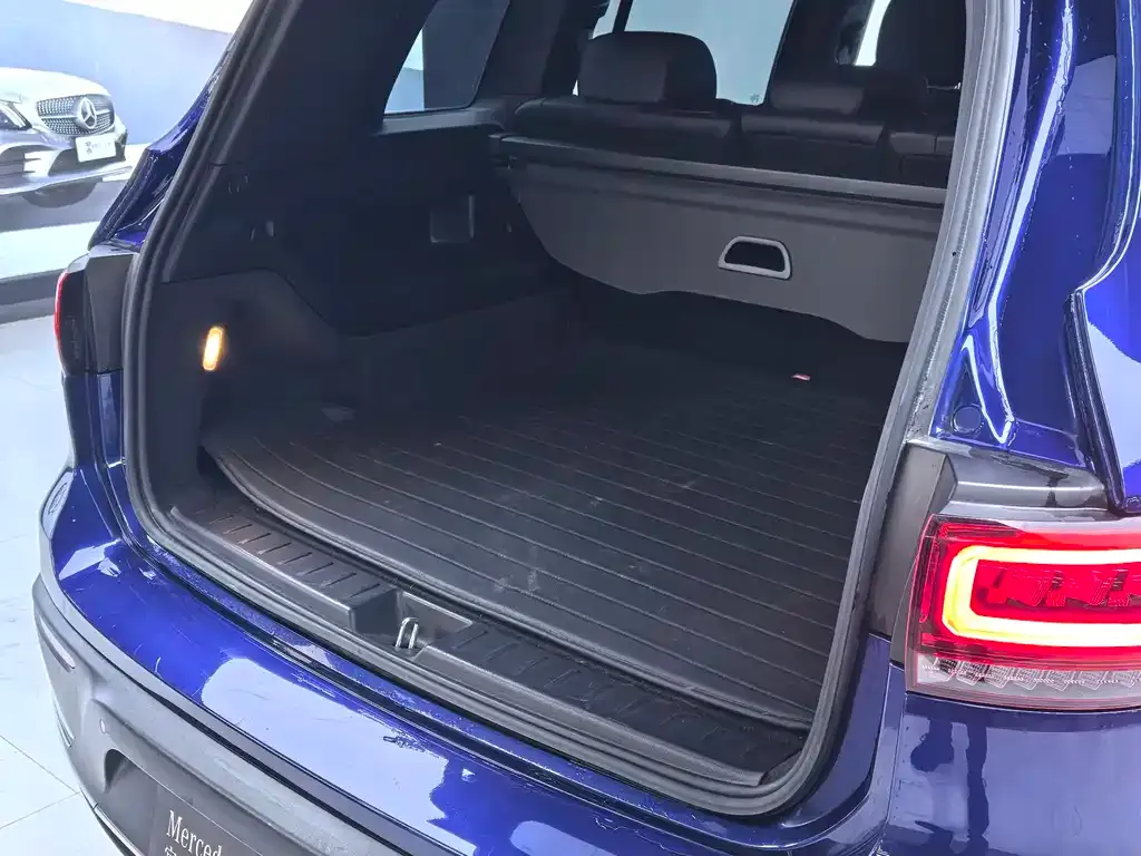 Mercedes-Benz EQB 2023 из CN, фото 10