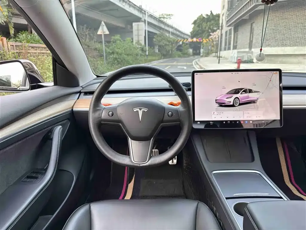 Tesla Model 3 — фото 5
