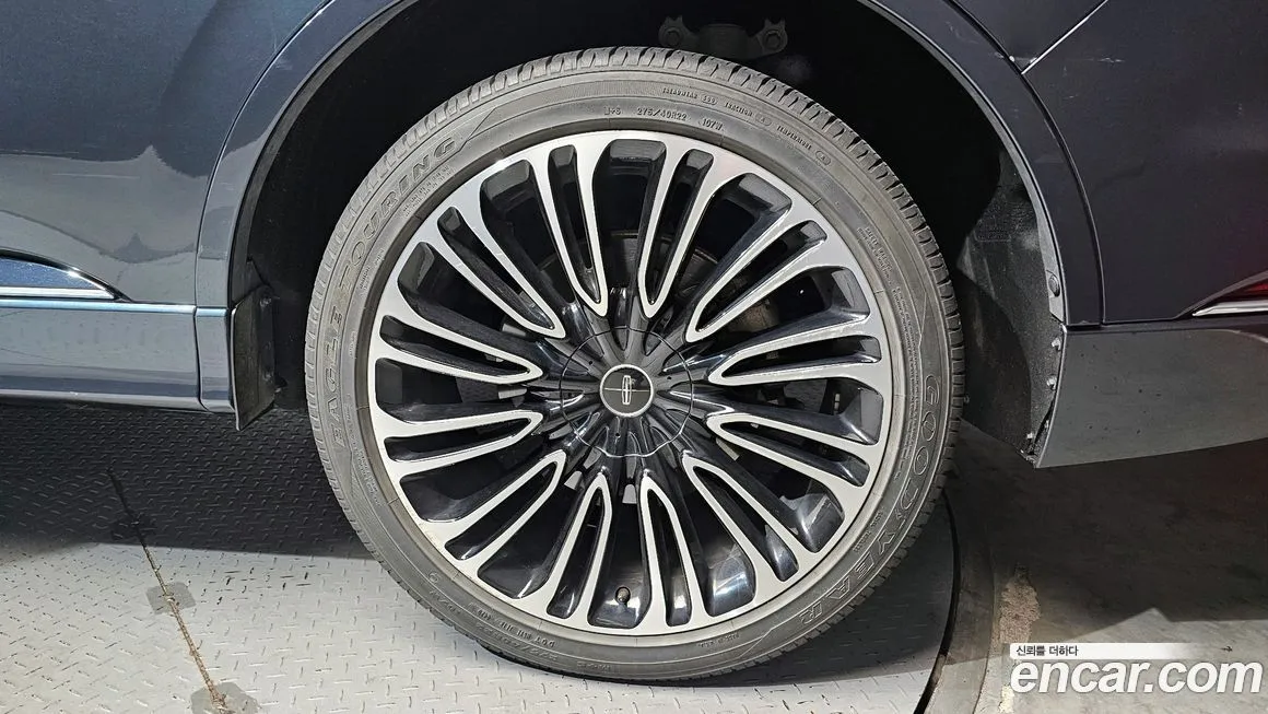 Lincoln Aviator 2021 из KR, фото 5