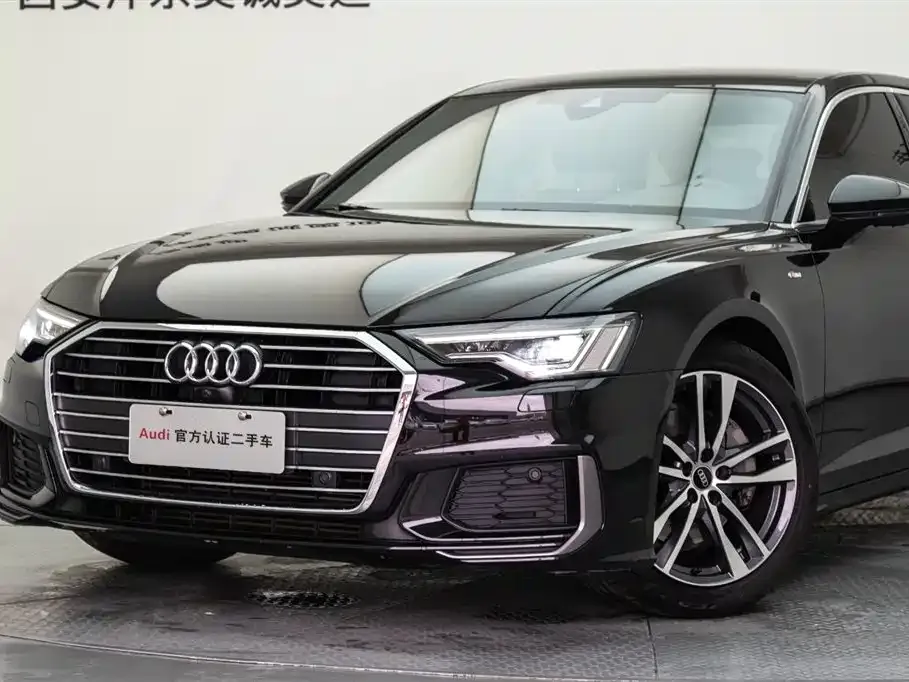 Audi A6L — фото 1