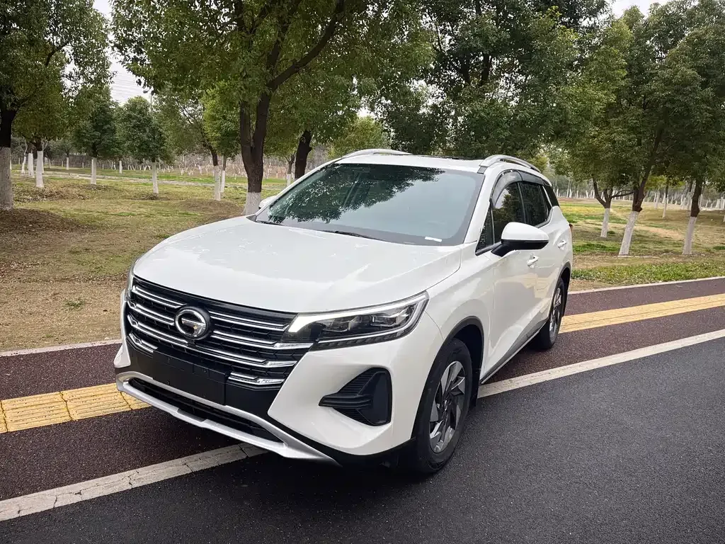 GAC Motor Trumpchi GS4 — фото 1