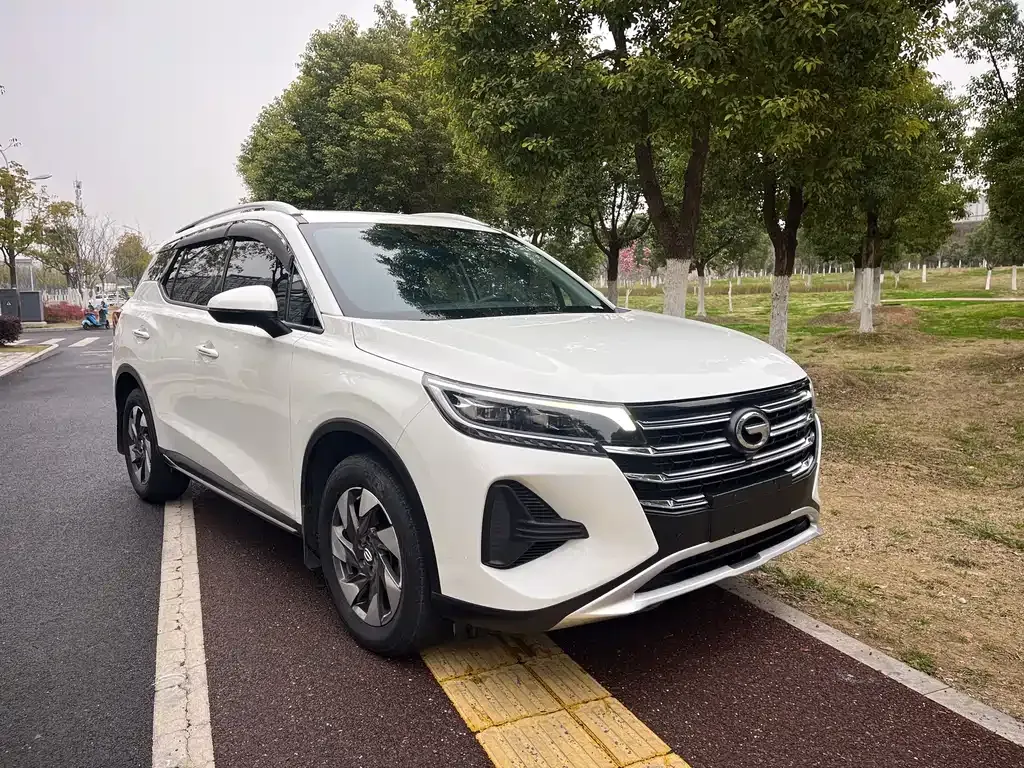 GAC Motor Trumpchi GS4 — фото 4
