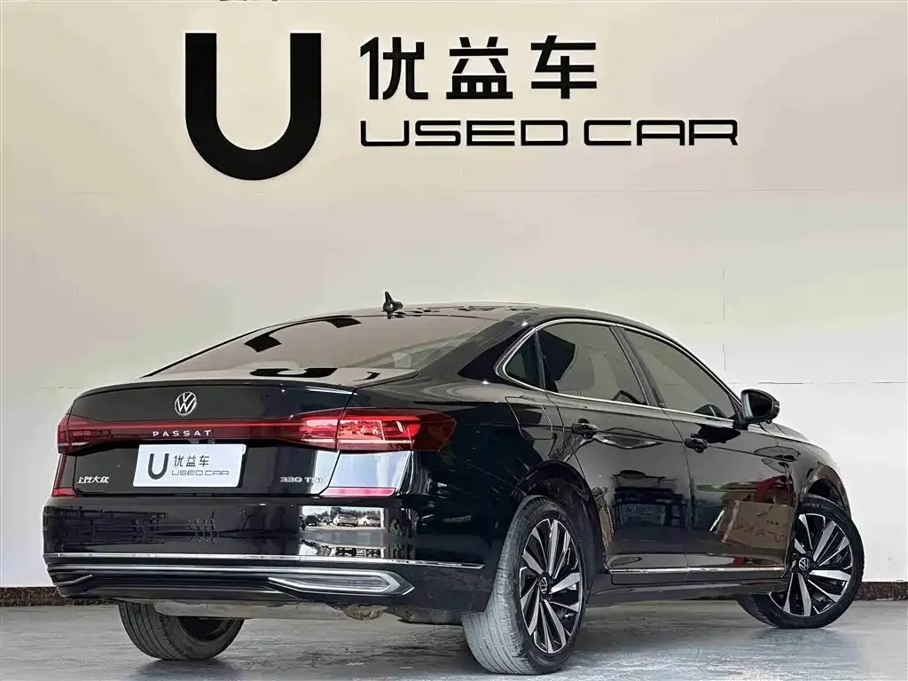 Volkswagen Passat — фото 6