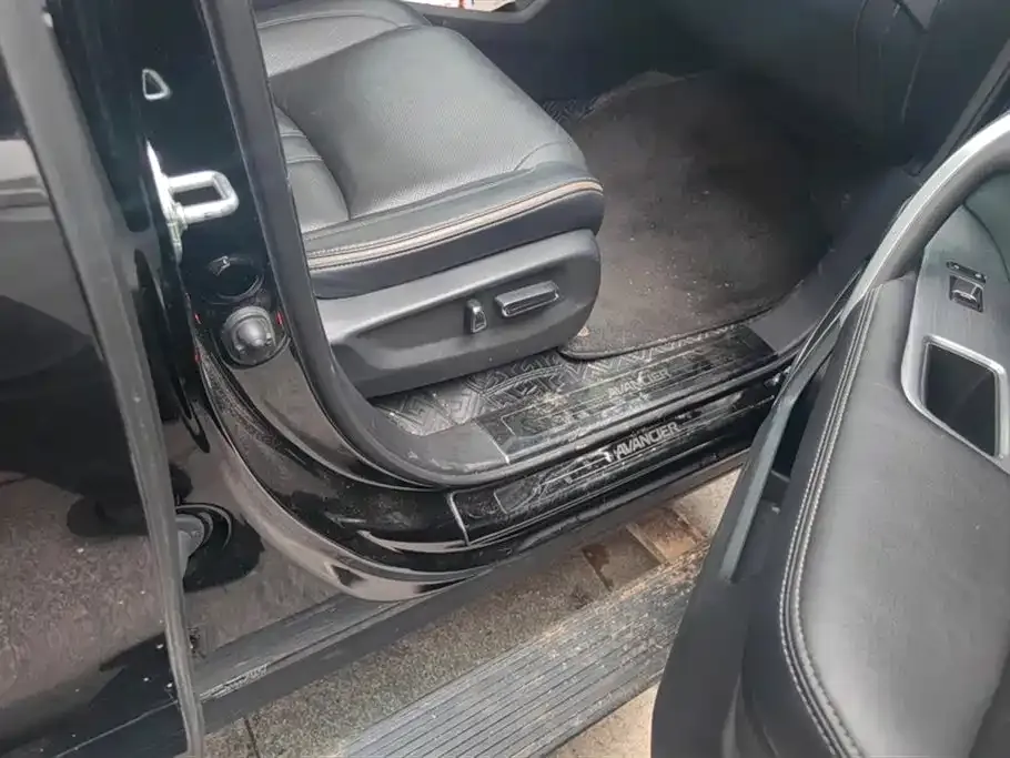 Honda Avancier 2023 из CN, фото 5