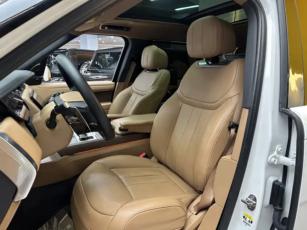 Land Rover Range Rover 2024 из CN, фото 8