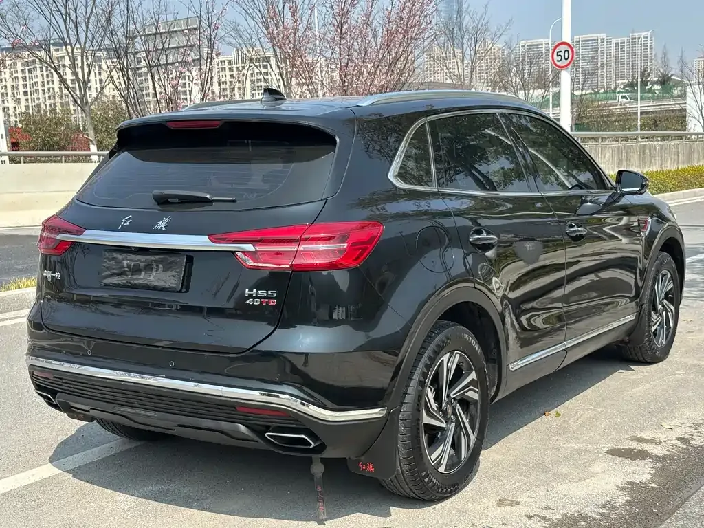 Hongqi HS5 — фото 10