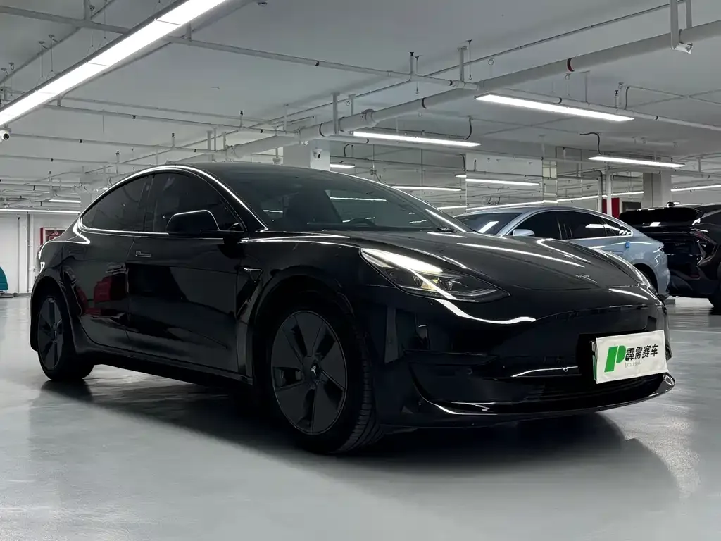 Tesla Model 3 — фото 6