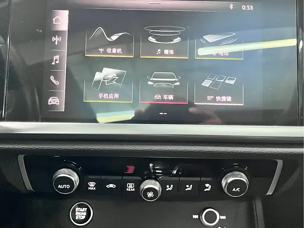 Audi Q3 Sportback — фото 8