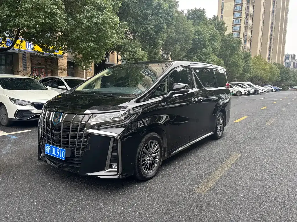 Toyota Alphard 2022 из CN, фото 1