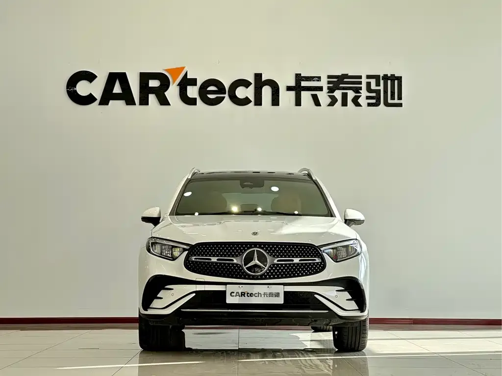 Mercedes-Benz GLC 2023 из CN, фото 2