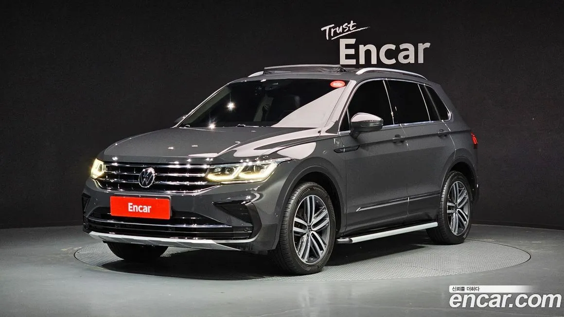 Volkswagen Tiguan — фото 1