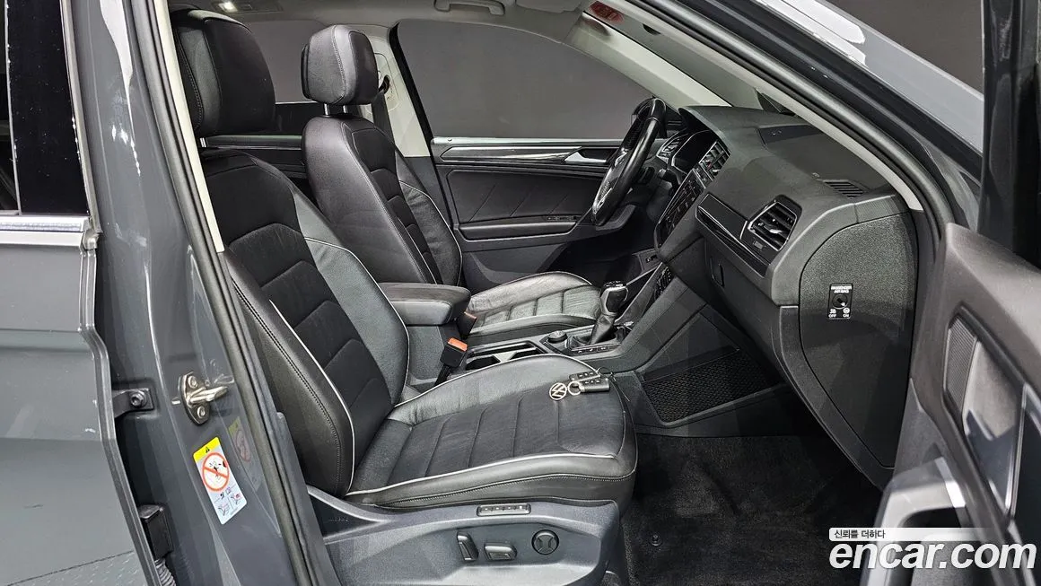 Volkswagen Tiguan — фото 6
