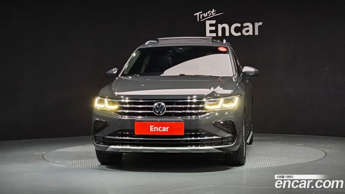 Volkswagen Tiguan — фото 10