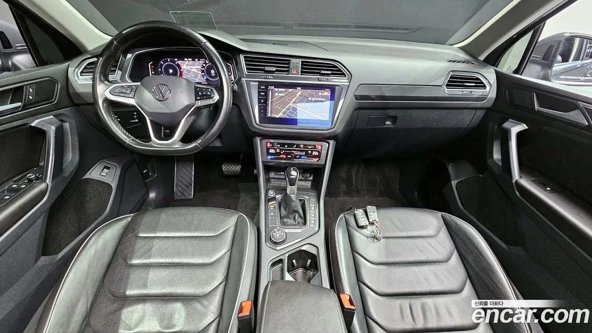 Volkswagen Tiguan — фото 5