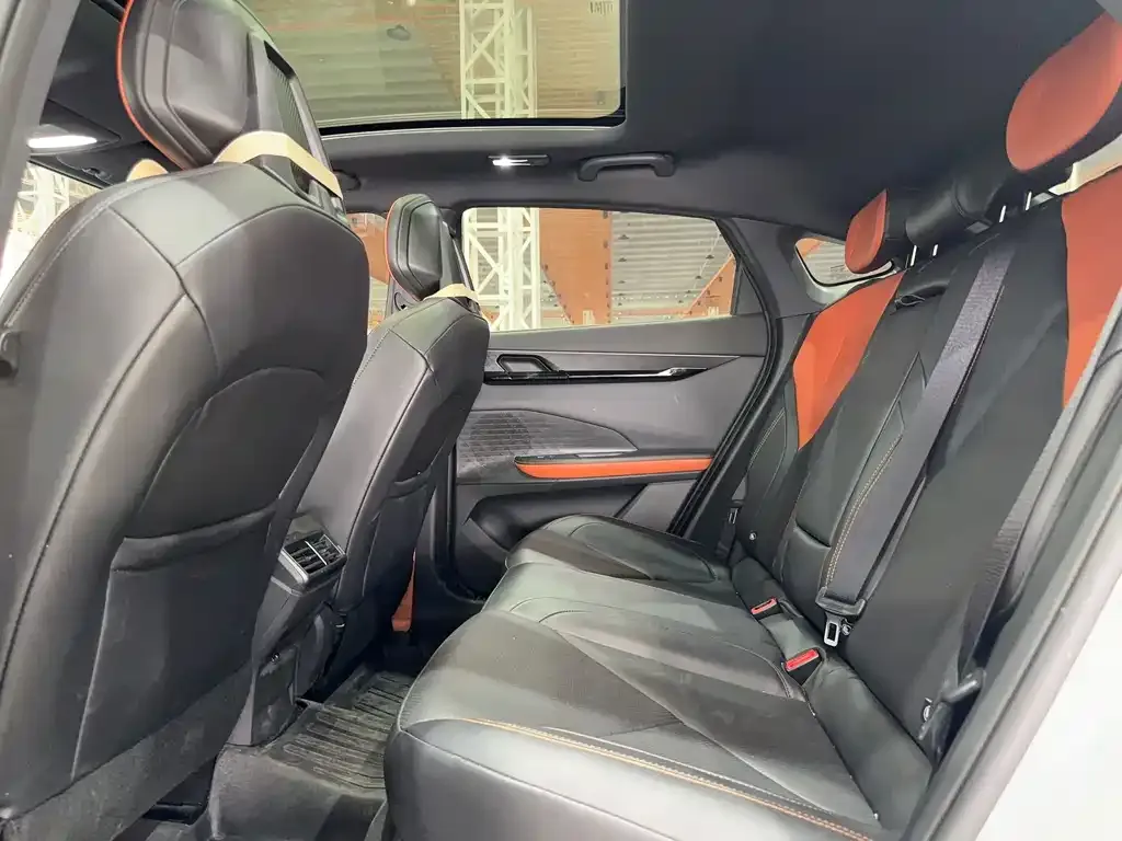 Changan UNI-V 2023 из CN, фото 4