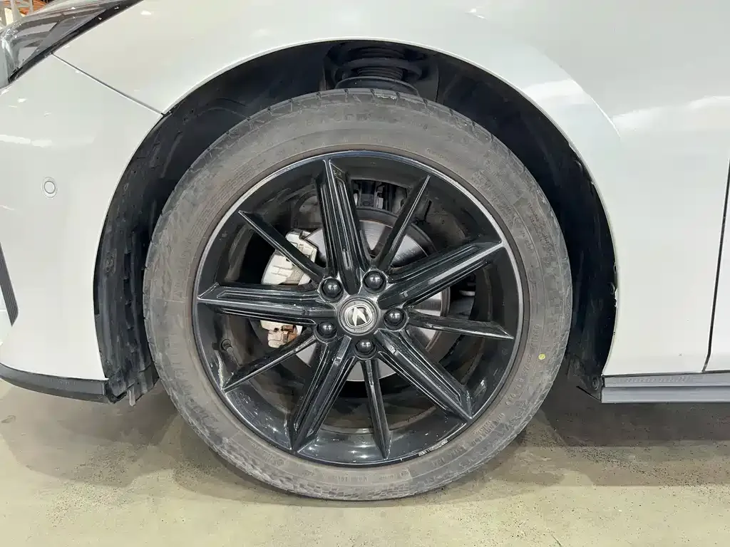 Changan UNI-V 2023 из CN, фото 5