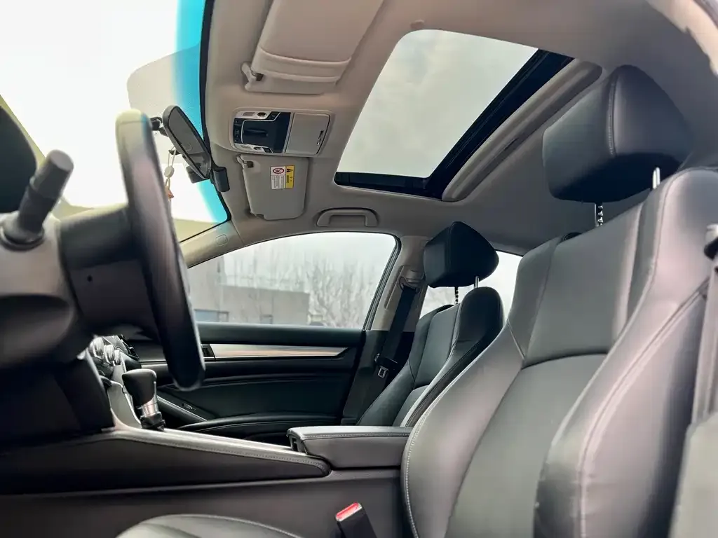 Honda Accord 2022 из CN, фото 5