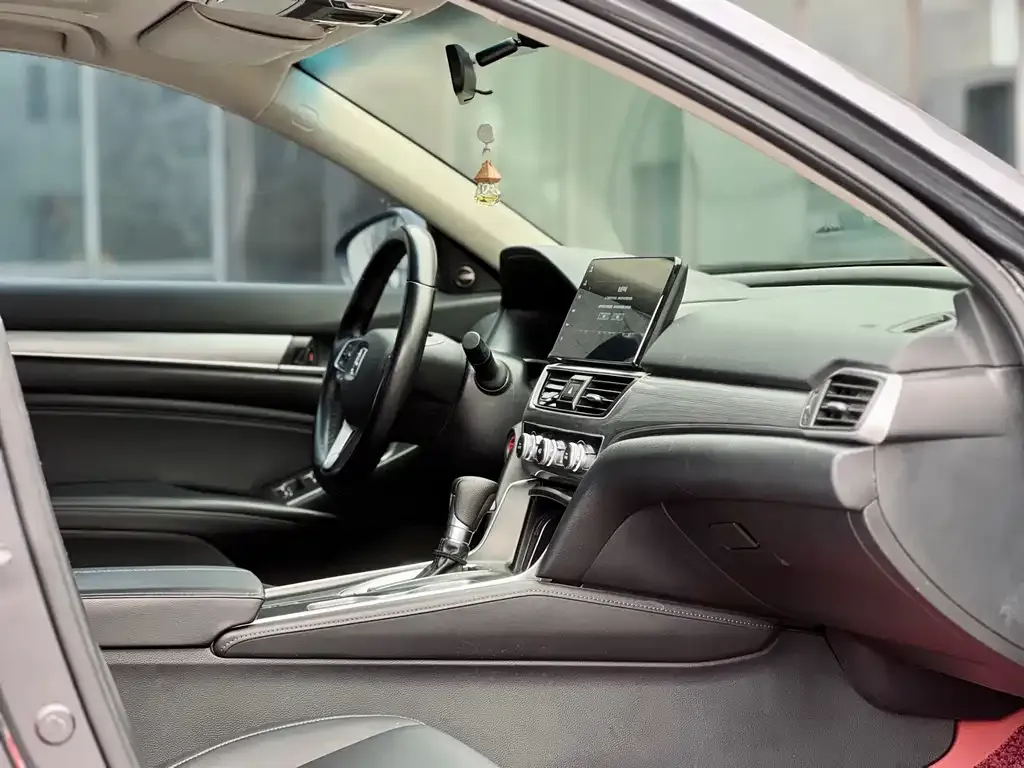 Honda Accord 2022 из CN, фото 7