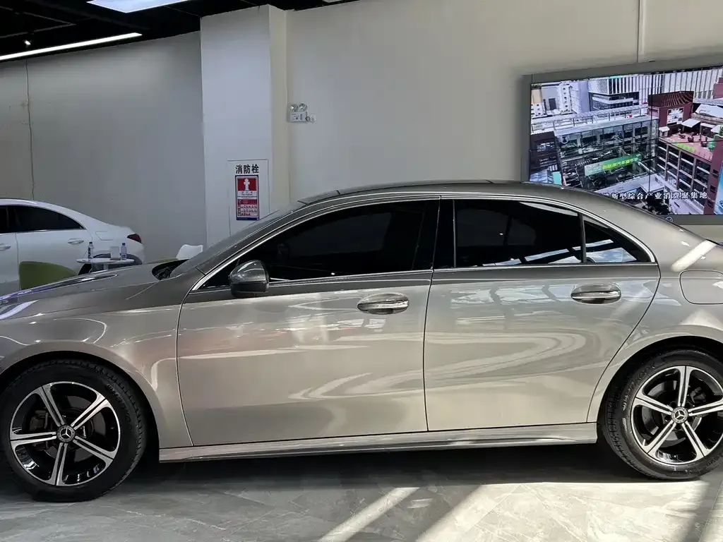 Mercedes-Benz A-Class 2022 из CN, фото 4