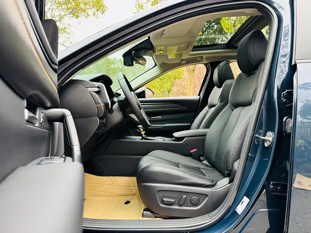 Mazda CX-50 2024 из CN, фото 4