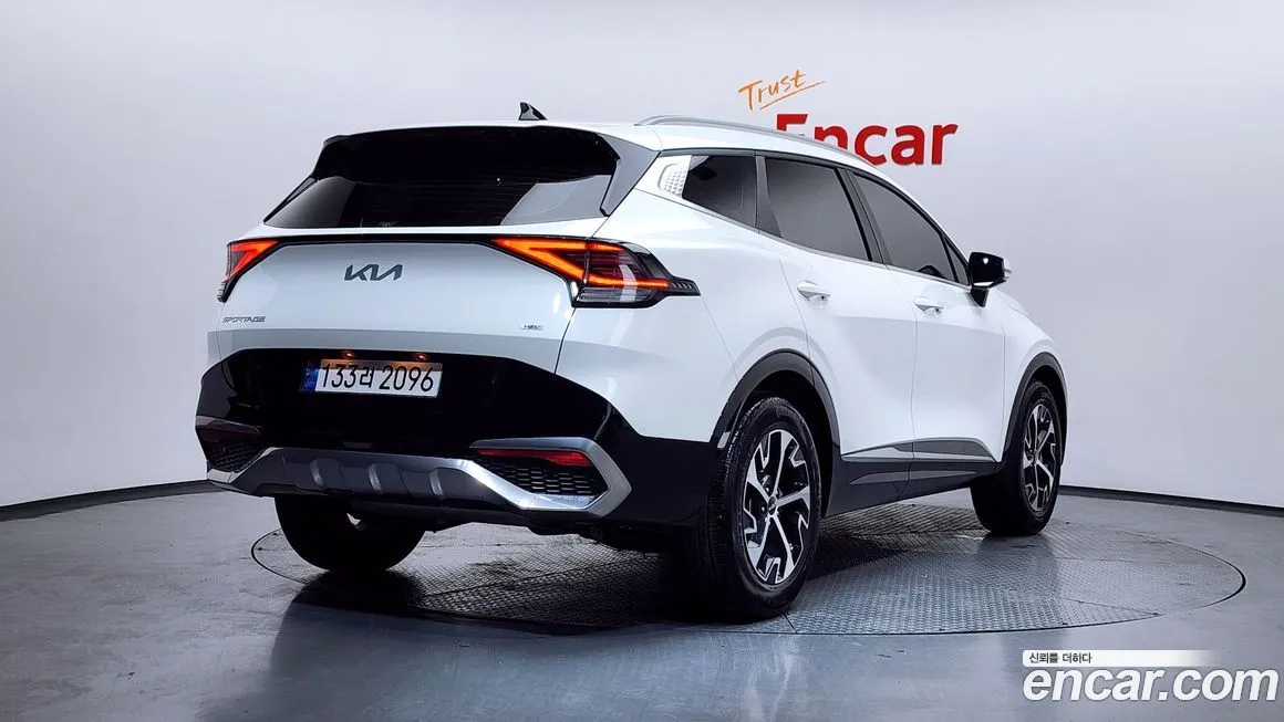 Kia Sportage — фото 6