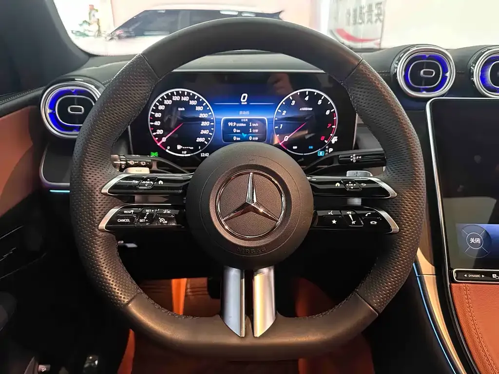 Mercedes-Benz GLC — фото 2