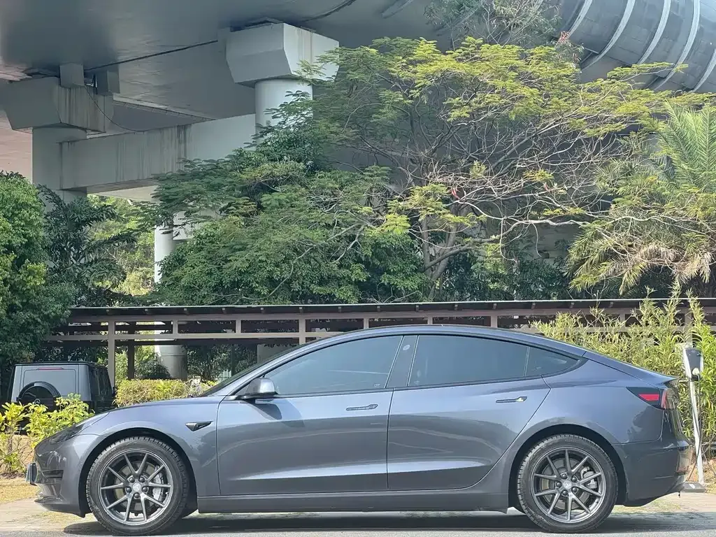 Tesla Model 3 2021 из CN, фото 10