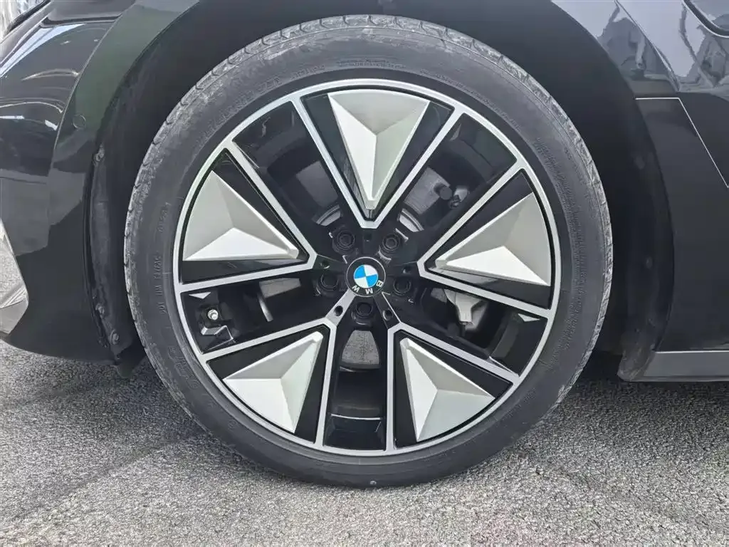 BMW i3 — фото 8