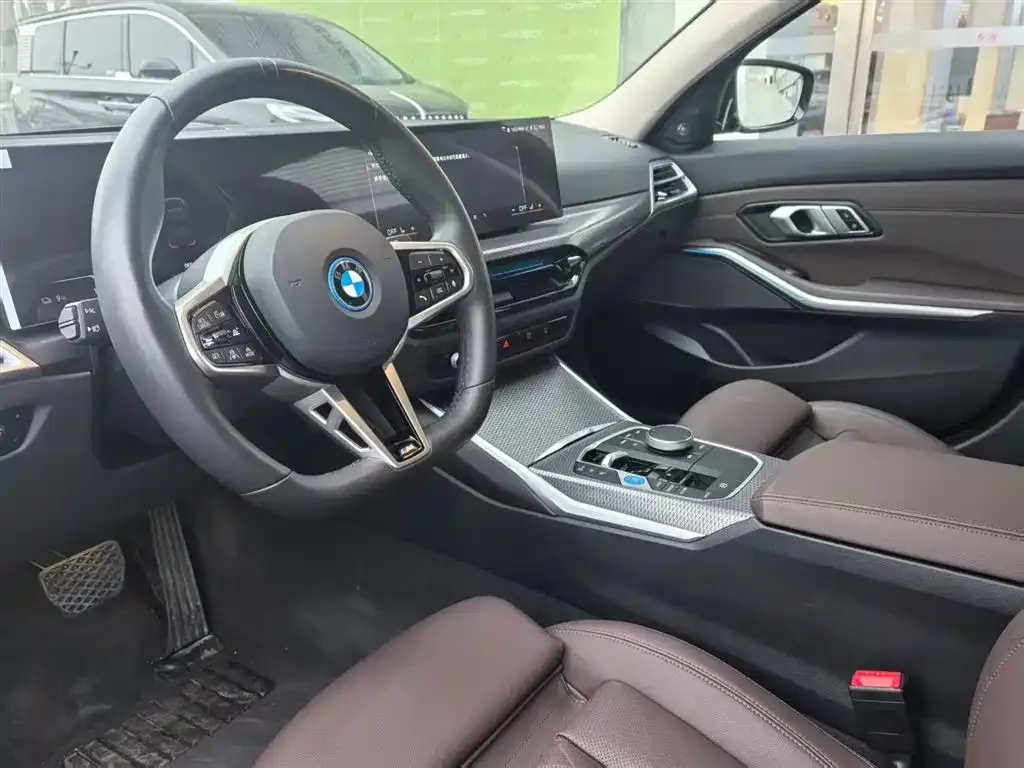 BMW i3 — фото 3