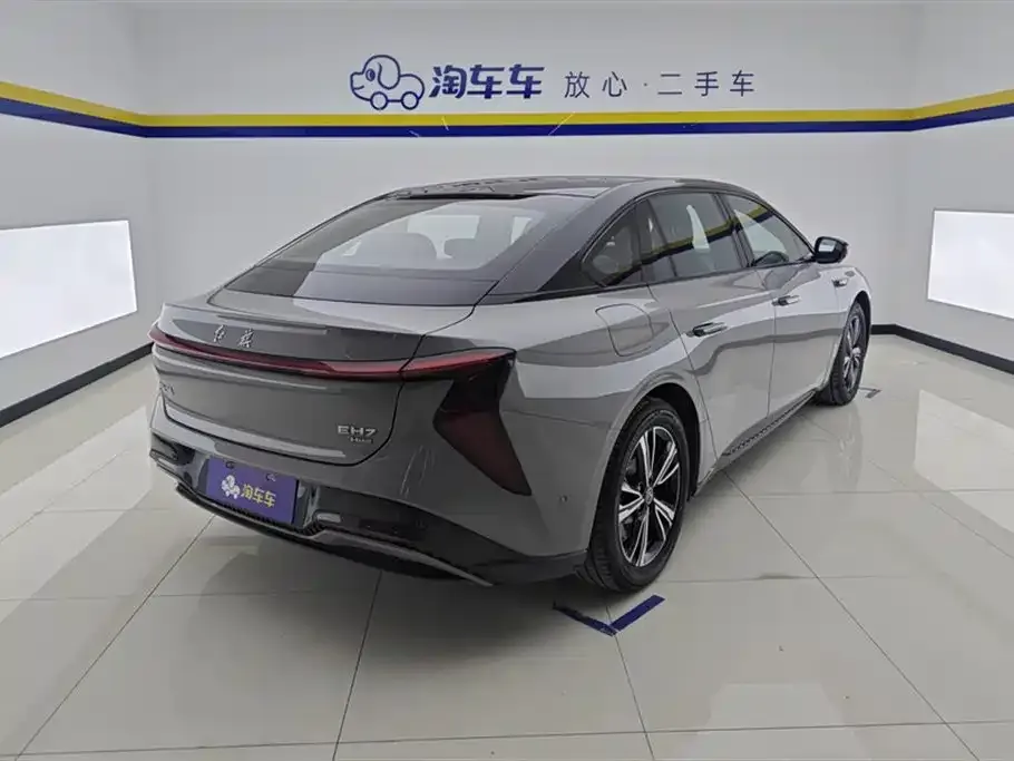 Hongqi EH7 — фото 6