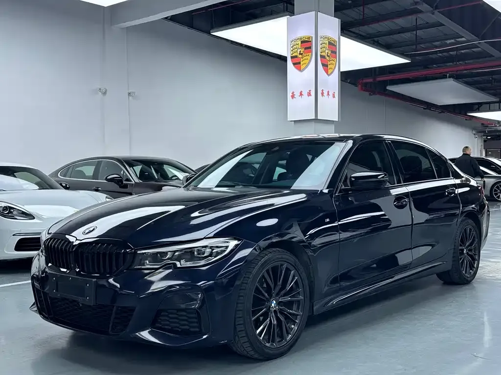 BMW 3 Series 2021 из CN, фото 1