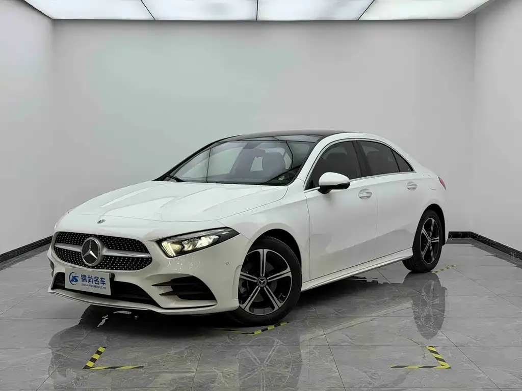 Mercedes-Benz A-Class — фото 1
