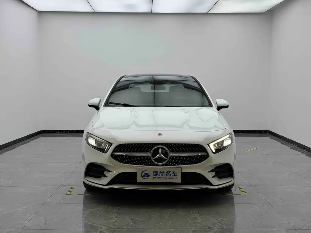 Mercedes-Benz A-Class — фото 6