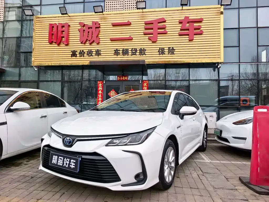 Toyota Corolla 2023 из CN, фото 1