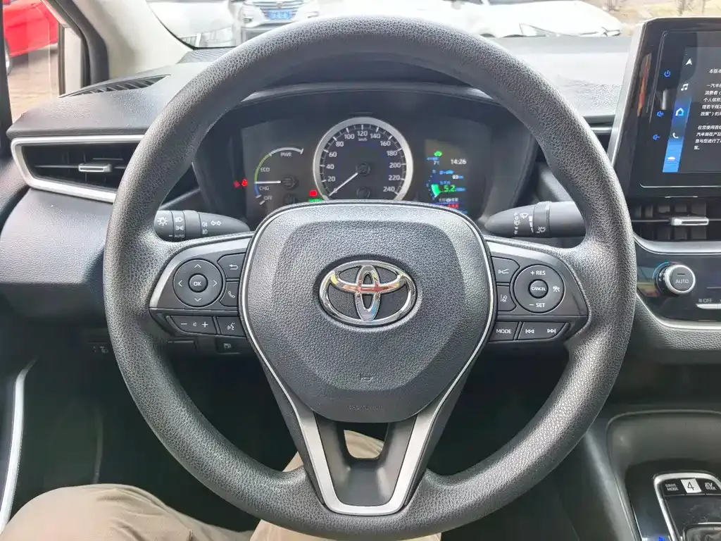 Toyota Corolla 2023 из CN, фото 9