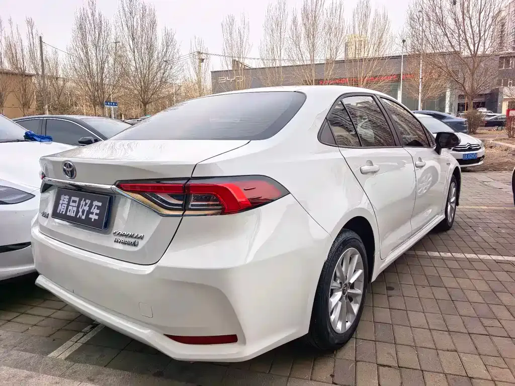 Toyota Corolla 2023 из CN, фото 10