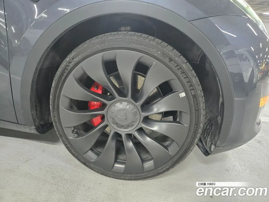 Tesla Model Y 2022 из KR, фото 9