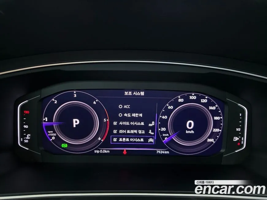 Volkswagen Tiguan — фото 9