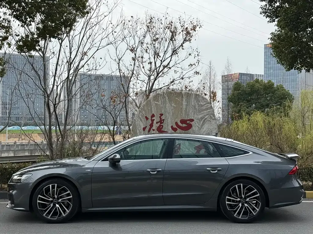 Audi A7 — фото 9
