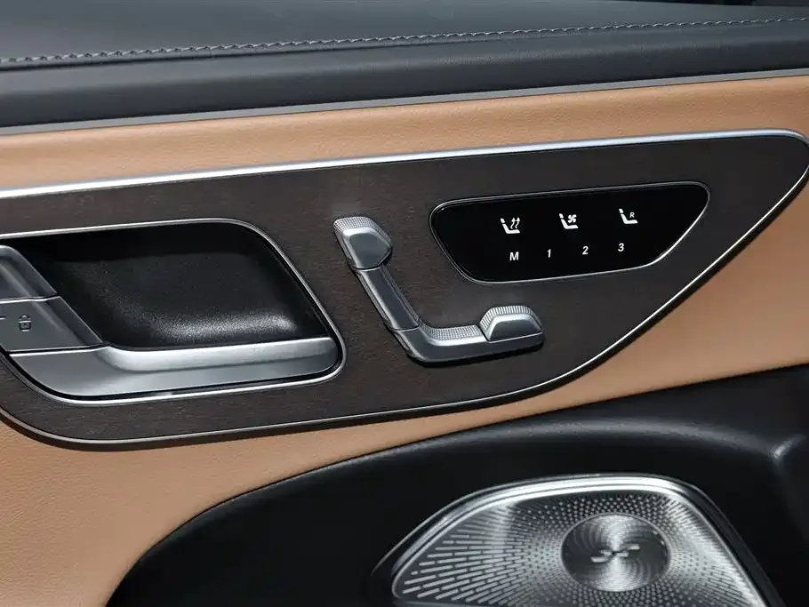 Mercedes-Benz E-Class 2026 из CN, фото 4