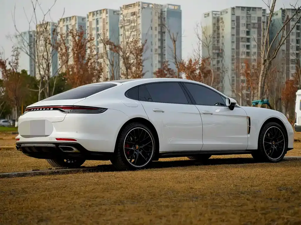 Porsche Panamera — фото 9