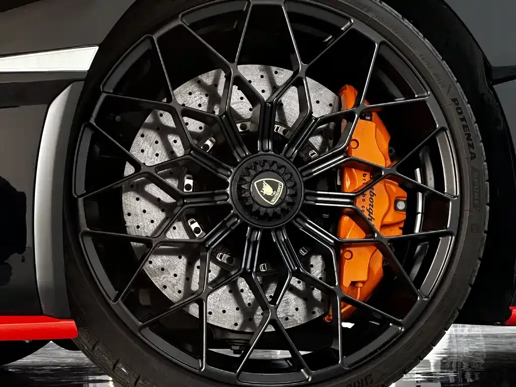 Lamborghini Huracan — фото 9