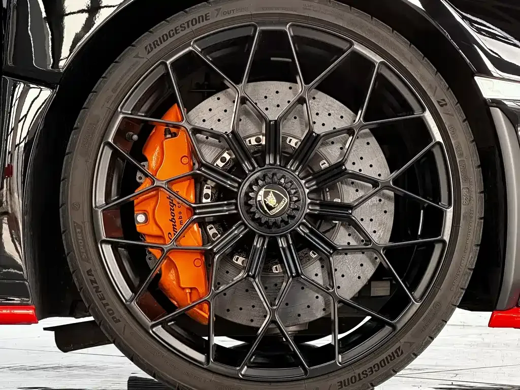 Lamborghini Huracan — фото 10
