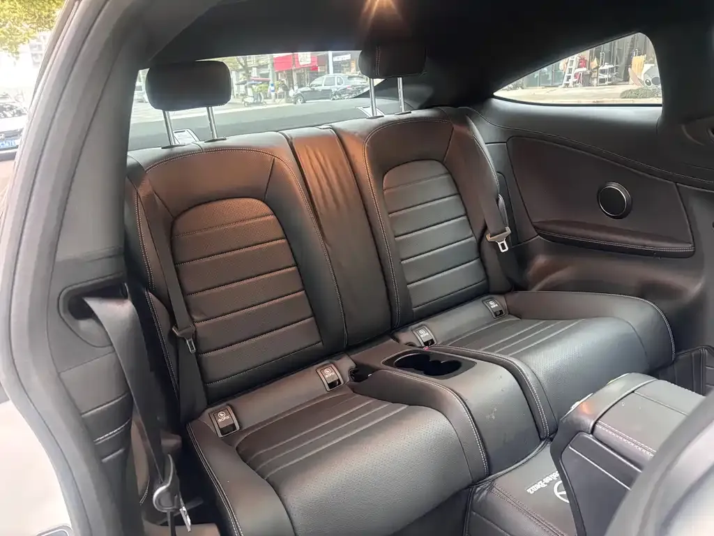Mercedes-Benz C-Class (Import) — фото 2